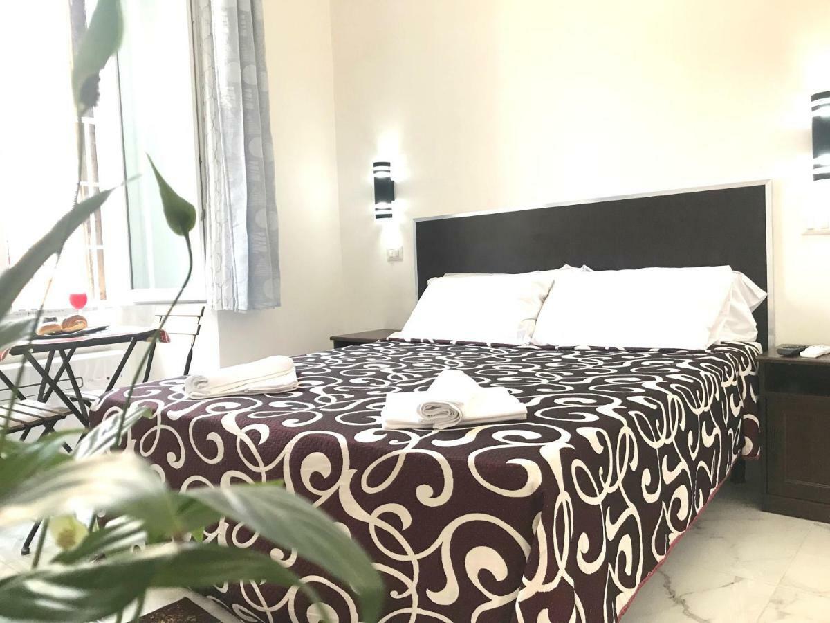 Serena House โรม ภายนอก รูปภาพ